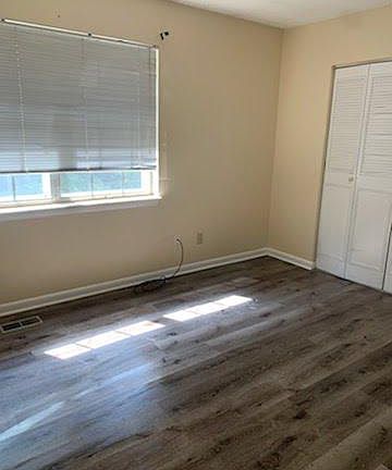 2nd image of 2905 15th Ave APT 9