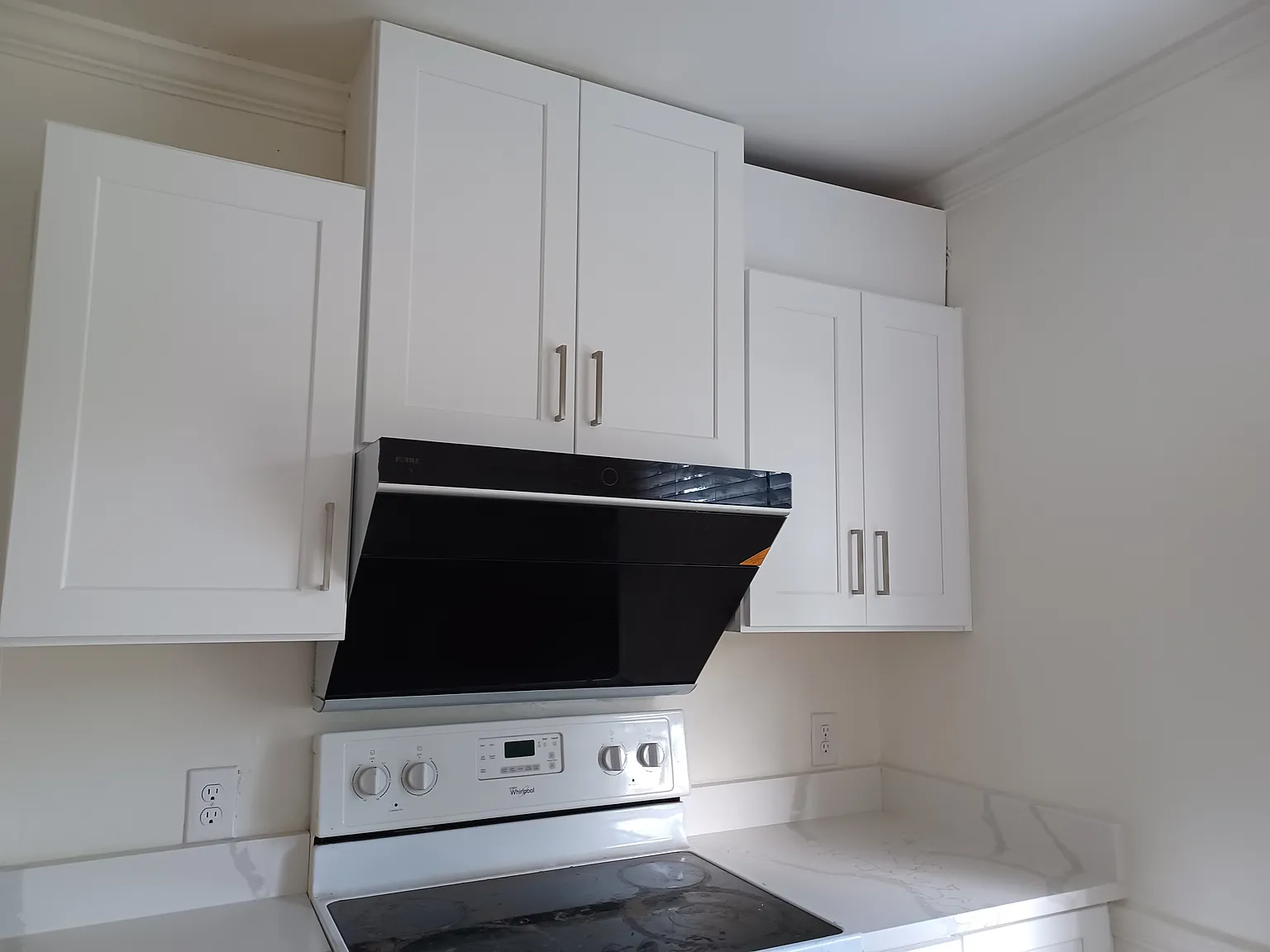 2 bed, 800 sqft, $1,800 — Photo 4