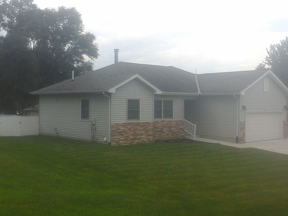 1st image of 1111 Brock Ln