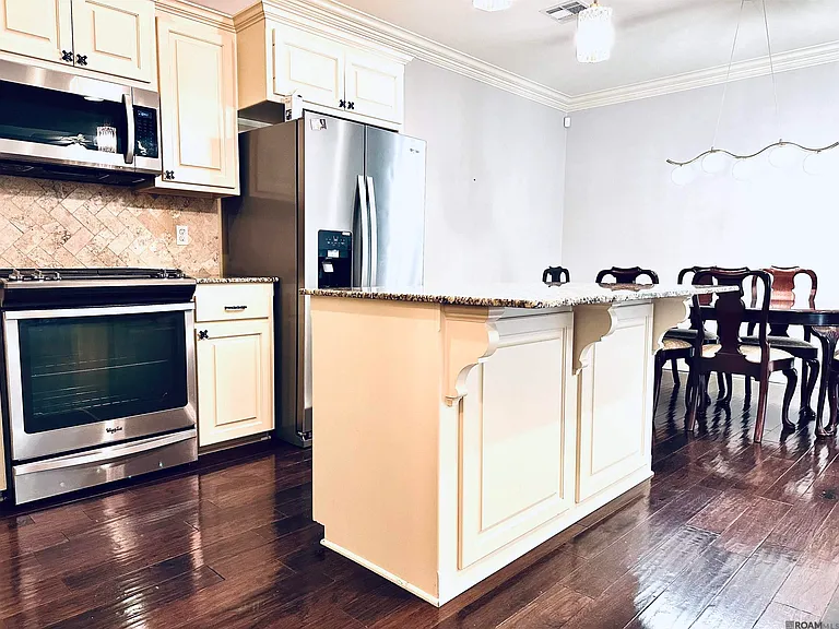 747 Portula Ave — Photo 5