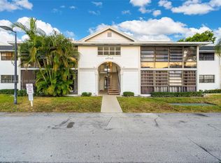 18845 NW 62nd Ave APT 205, Hialeah, FL 33015