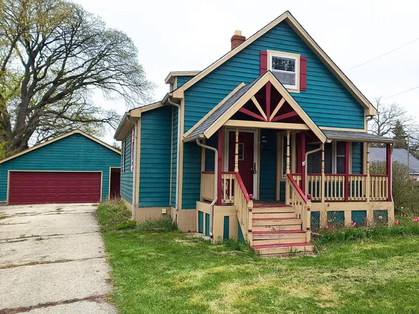 9223 26th AVENUE, Kenosha, WI 53143