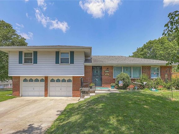 3rd image of 5636 Pawnee Dr