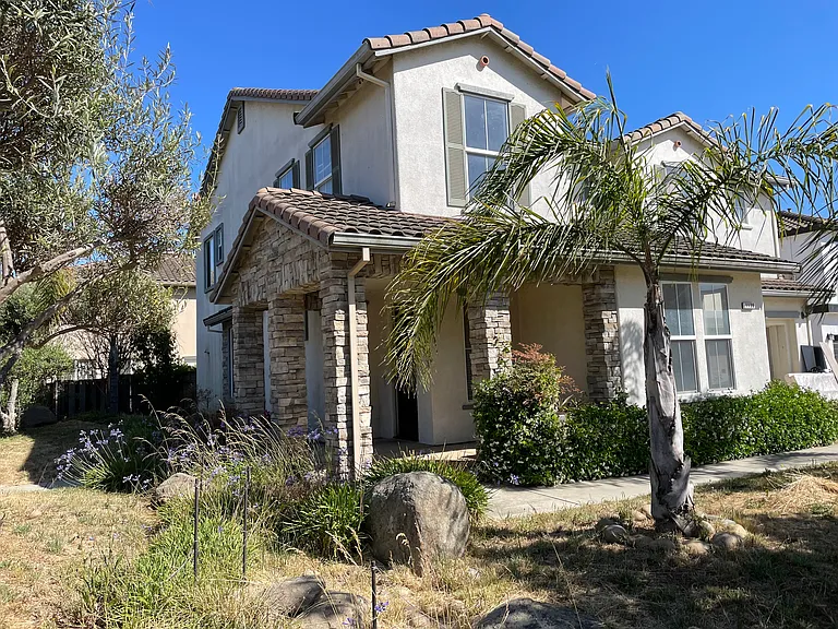 1136 Verona Way — Photo 50