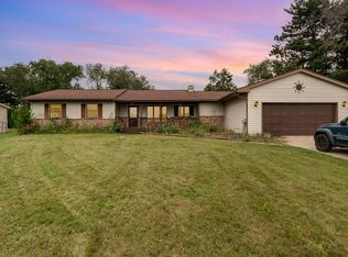 4875 E Robin Ct, Rolling Prairie, IN 46371
