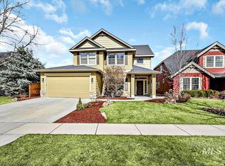 894 E Thunderbird Ct, Eagle, ID 83616