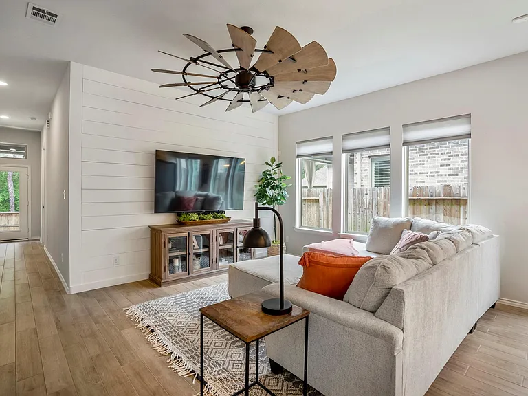334 Topper Pines Dr — Photo 15