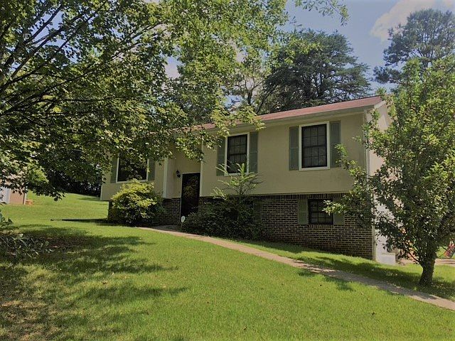 1st image of 404 Kirby Dr SE