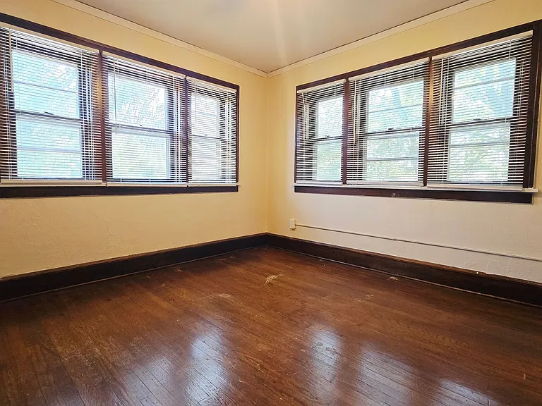 939 N Church St — Photo 24