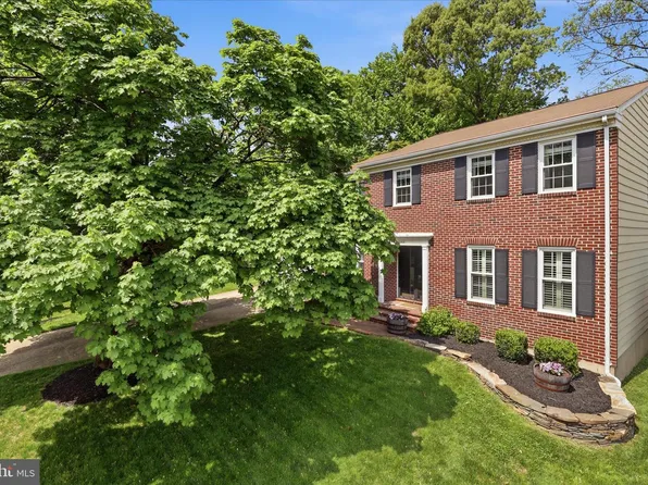 5208 Ruffner Woods Ct, Burke, VA 22015