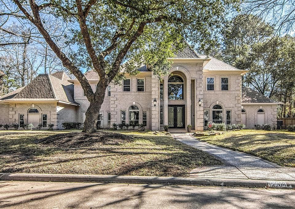 1st image of 2206 Bluff Creek Dr