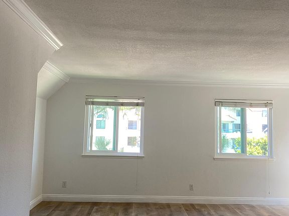 3rd image of 3520 Lebon Dr Unit 5305