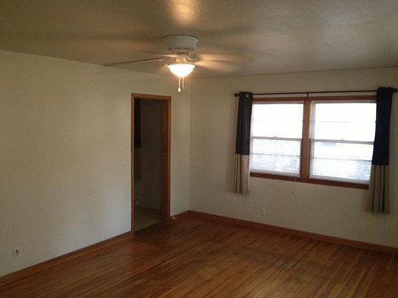 3rd image of 510 W Albert St