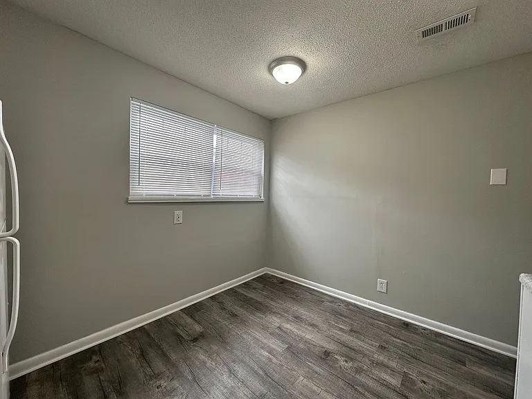 Park Place North Apartment Homes — Photo 10