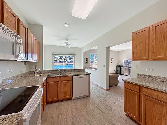 4th image of 21516 W Juniper Ct