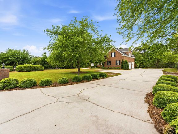 3rd image of 3013 Holly Berry Ct.
