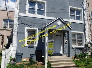 14033 183rd St, Springfield Gardens, NY 11413