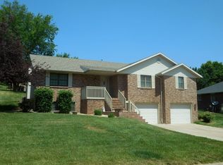 719 Troy Dr, Jefferson City, MO 65109