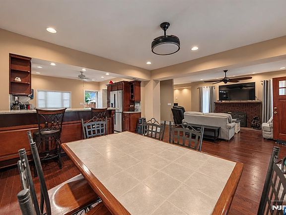 5th image of 17-19 Porter Avenue