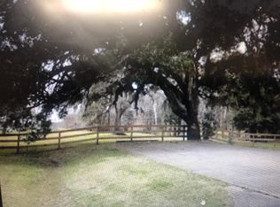 1249 Angus Ct, Angleton, TX 77515