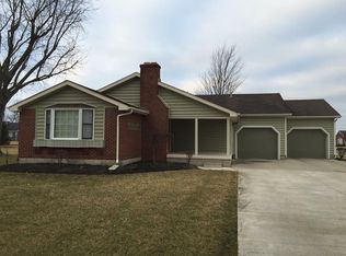 692 N Eastern Ave, Saint Henry, OH 45883