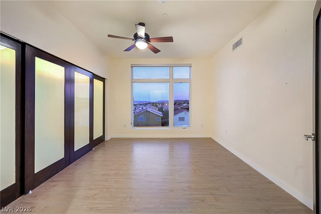 3 bed, 2.0 bath, 1904 sqft, $3,400 — Photo 3