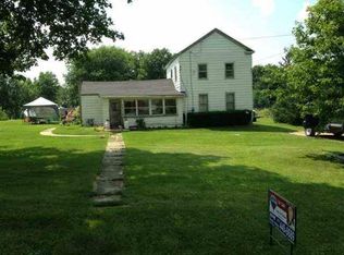 2736 S Lincoln Ave, Polo, IL 61064