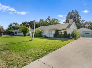629 Cottonwood Dr, Richland, WA 99352