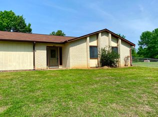 97 Palo Verde Ln, Russellville, AR 72802