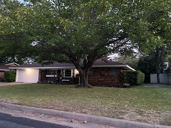 2nd image of 208 Revere Dr