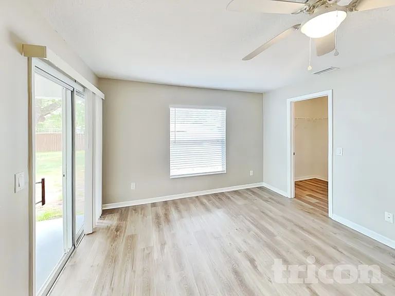 11107 Cranston St — Photo 7