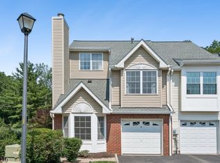 9 Paula Way, Berkeley Heights, NJ 07922