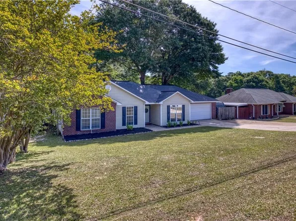 334 Lee Road 553, Phenix City, AL 36867