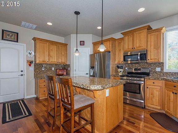 5th image of 7610 NE 141st Ct
