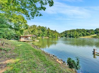 829 Grimes Creek Ln, Hardy, VA 24101