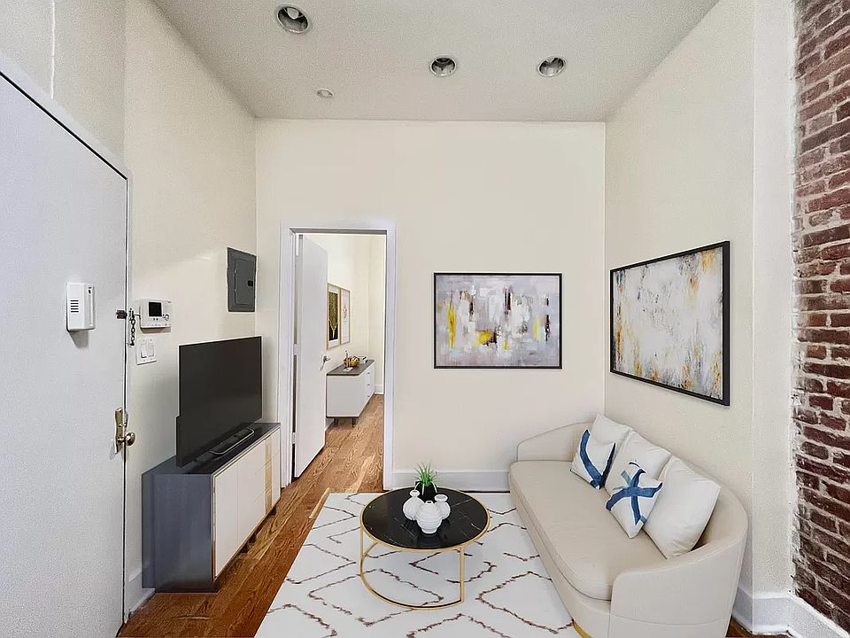 1st image of 953 Columbus Ave #1L