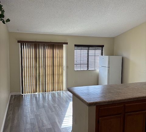 5th image of 2745 Rosarita St