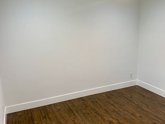 Apartment 20 - Bedroom