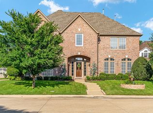 8101 Sun Meadows Ct, Fort Worth, TX 76123