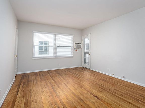 4th image of 11218 Morrison St APT 5