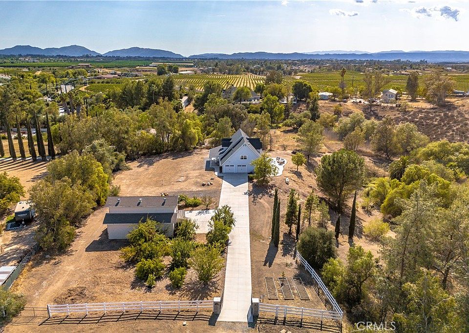 1st image of 39195 Avenida Antonovich
