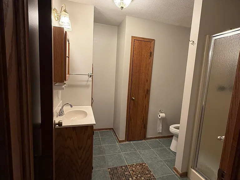 160 Pettyville Rd — Photo 20