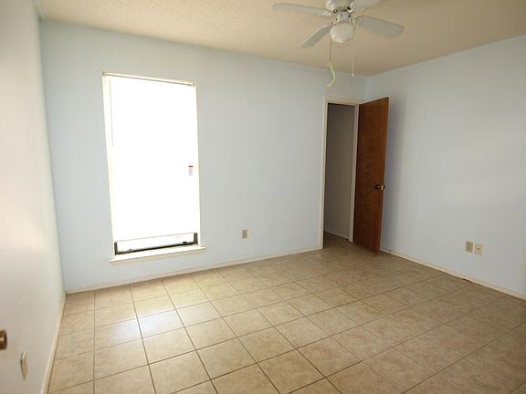5th image of 10616 Mellow Mdws APT 1B