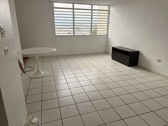 4th image of 210 Avenue Jose Oliver Cond New Center Plz APT 507
