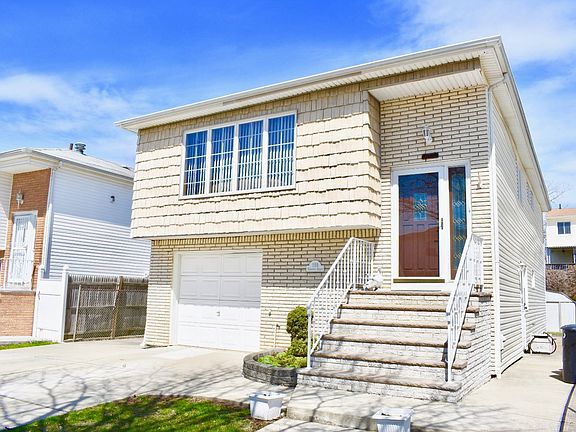 2nd image of 555 Naughton Ave