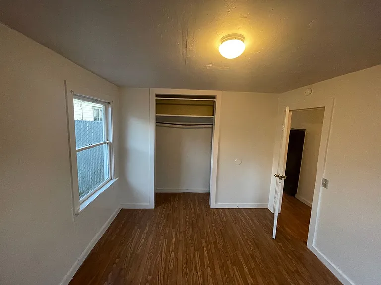 576 Main St — Photo 38