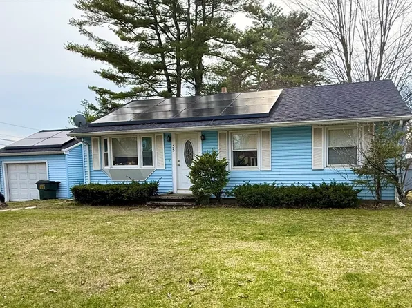 35 New Boston Rd, Sturbridge, MA 01566