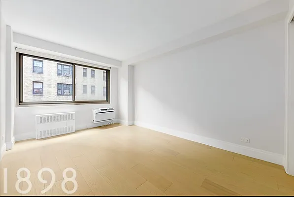 Rented by A&E Real Estate Management | media 4