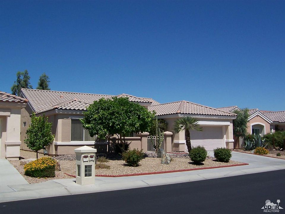 2nd image of 37853 Pineknoll Ave