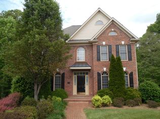135 Paigebrook Cir, Winston Salem, NC 27106